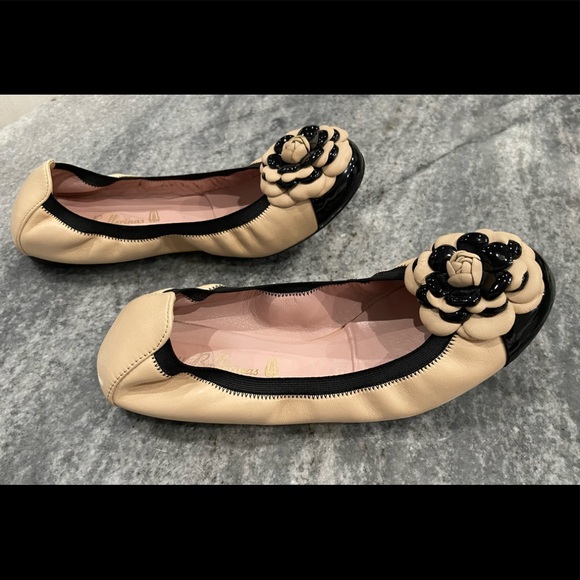 Pretty Ballerinas Classic Ballet flats in Cream & Black, Size 39 (8 - 8.5 US) - Picture 4 of 14